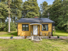 Holiday Home Kjuge Gula Huset by Interhome in Fjälkinge